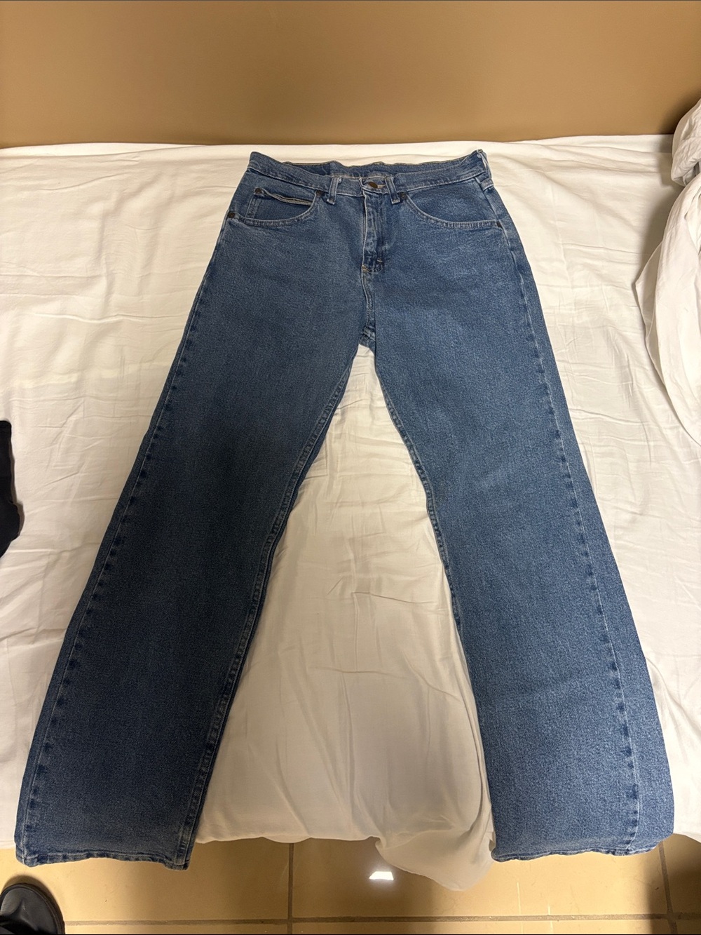 Wrangler Dark Wash Jeans 30x32